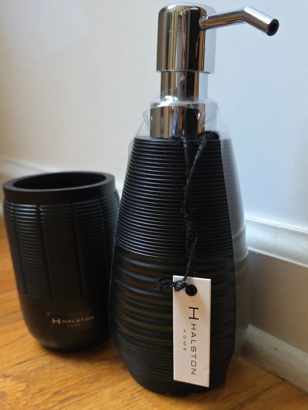 Halston Home Black Ribbed Soap Dispenser & Toothbrush Cup Holder NEW